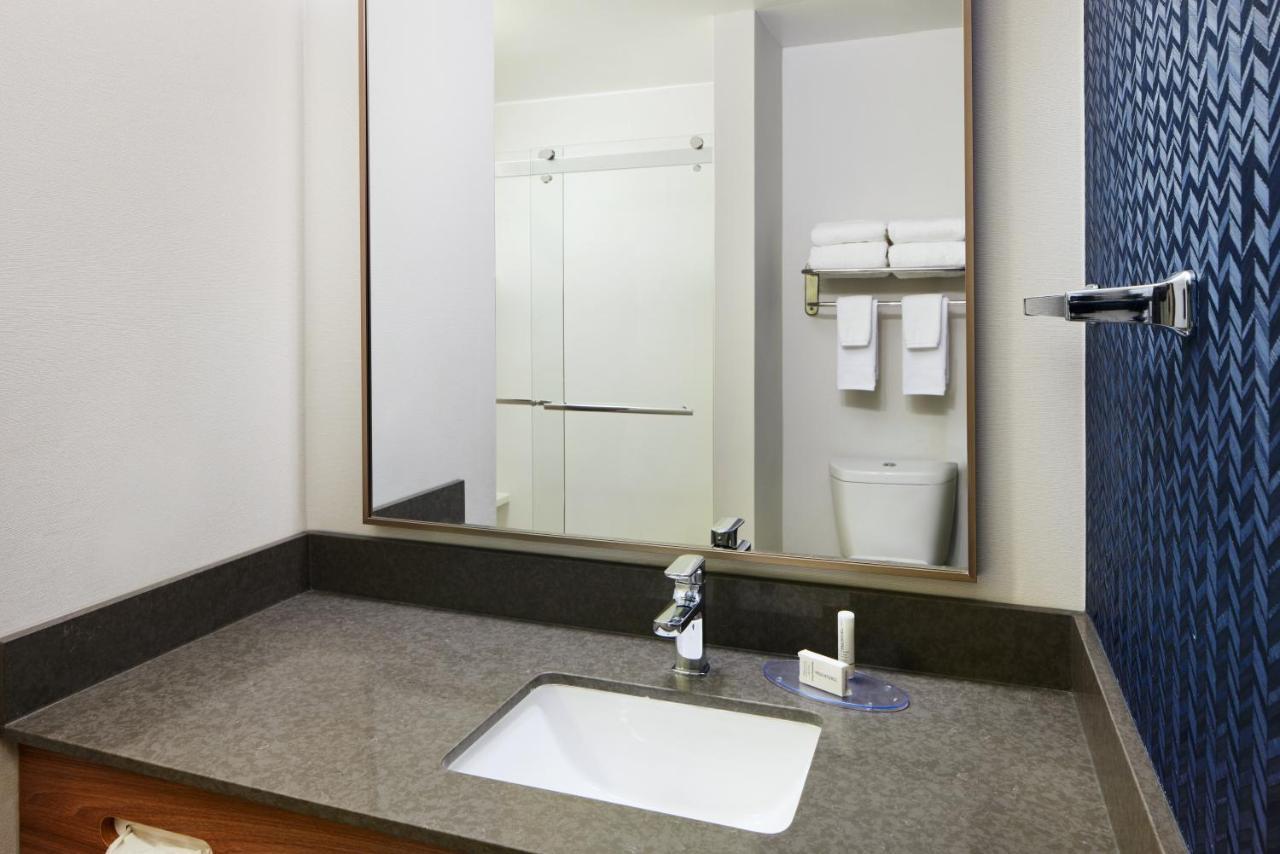 Fairfield Inn & Suites Worcester Auburn Ngoại thất bức ảnh